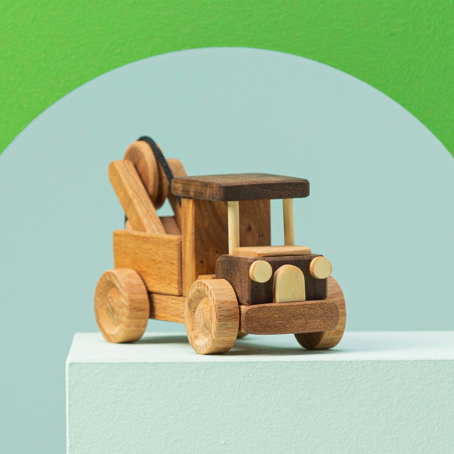 Wooden Tow Truck Toy: Personalized Handmade Kids Toy
