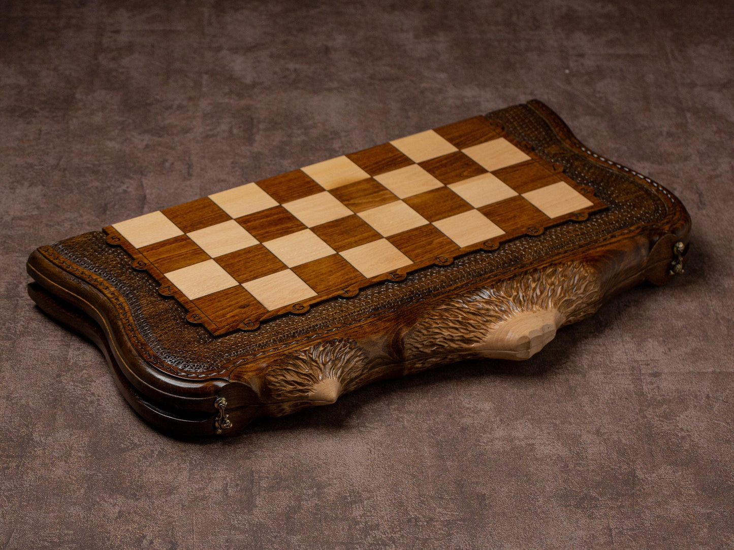 Elegant Chess Set with Mountain Design / HANDMADE / PERSONALIZED