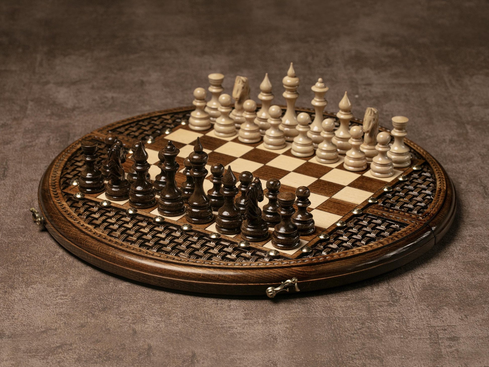Elegant Chess Set With Bronze Details / HANDMADE