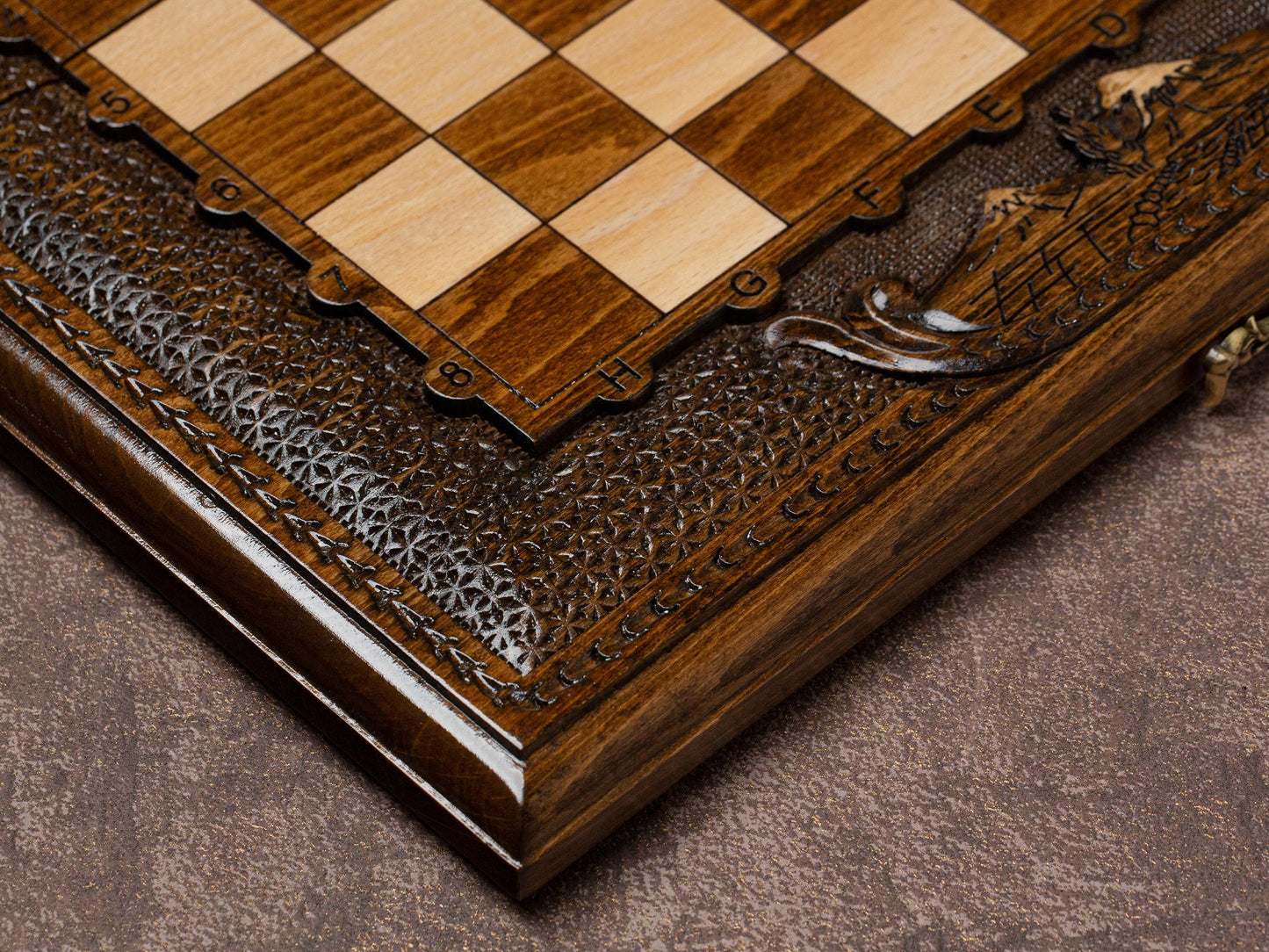 Wood Chess Set – Unique Mountain Design