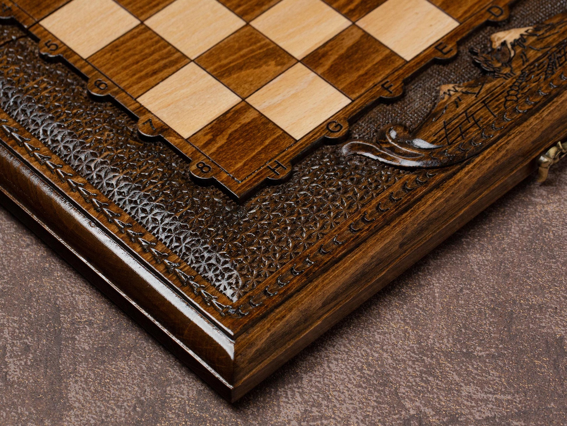 Wood Chess Set – Unique Mountain Design