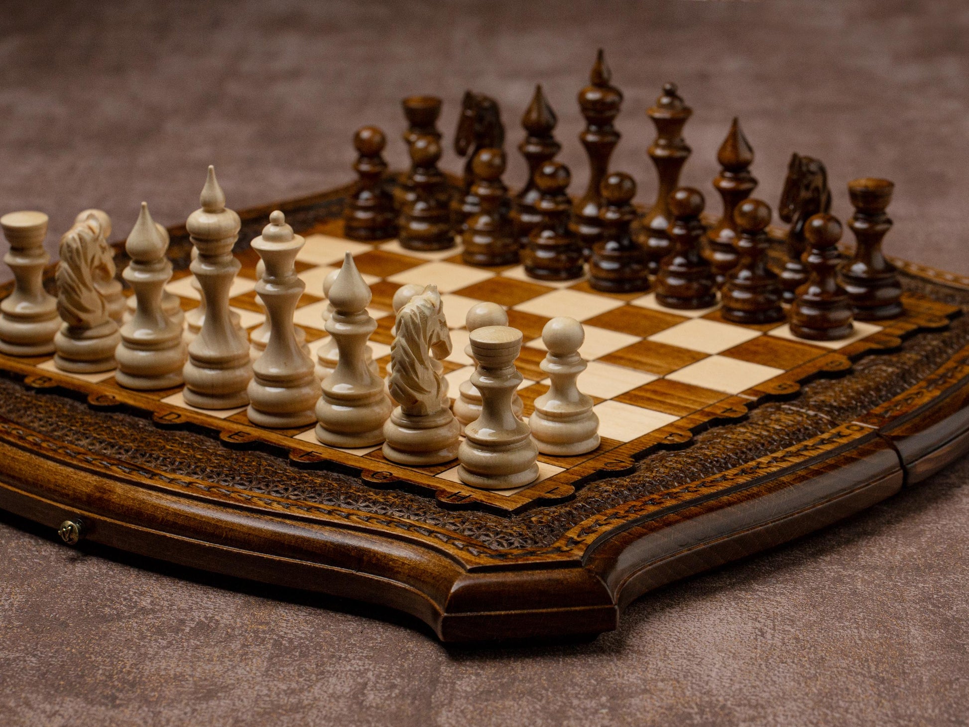 Elegant Chess Set wit Backgammon Board / HANDMADE / PERSONALIZED