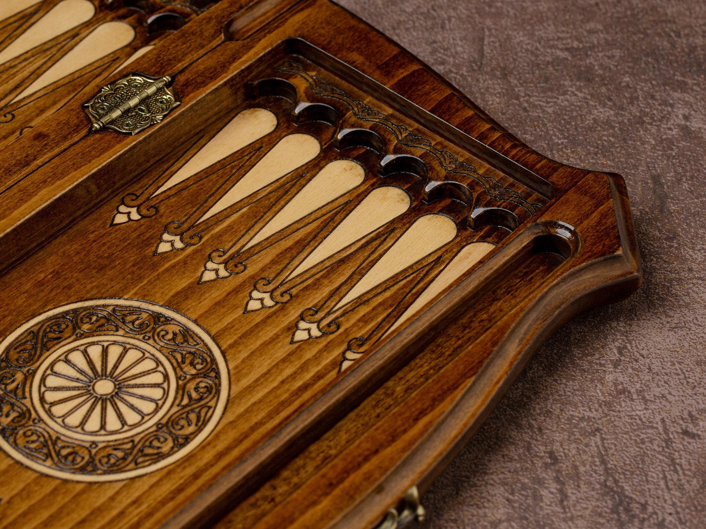 Elegant Chess Set wit Backgammon Board / HANDMADE / PERSONALIZED