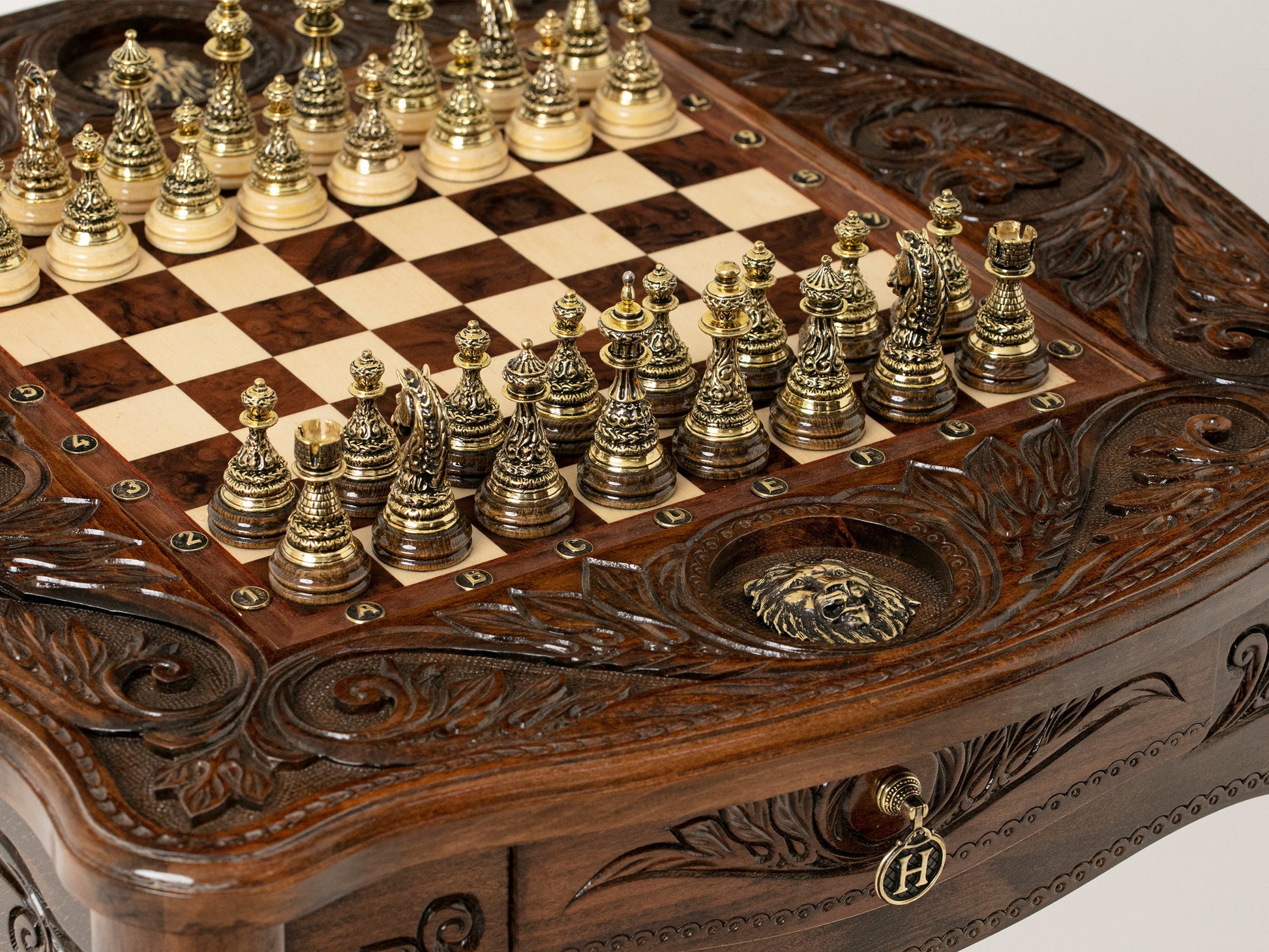 Wooden Chess Table - Lion / HANDMADE